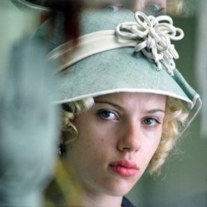 Still of Scarlett Johansson in A Good Woman 2004