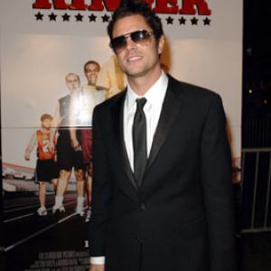 Johnny Knoxville at event of The Ringer (2005)