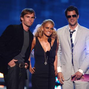 Seann William Scott Jessica Simpson and Johnny Knoxville