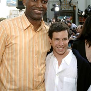 Broderick Johnson and Andrew A. Kosove at event of The Sisterhood of the Traveling Pants (2005)