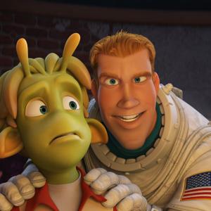 Still of Dwayne Johnson and Justin Long in Planet 51 (2009)