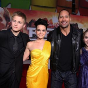 Carla Gugino Dwayne Johnson AnnaSophia Robb and Alexander Ludwig at event of Race to Witch Mountain 2009
