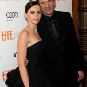 Ralph Fiennes and Felicity Jones at event of The Invisible Woman (2013)