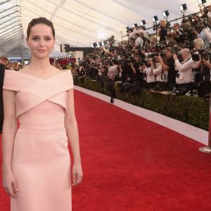 Felicity Jones at event of The 21st Annual Screen Actors Guild Awards (2015)