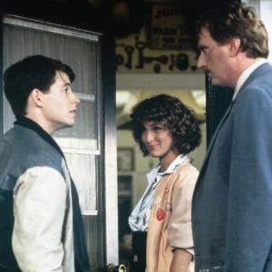 Still of Matthew Broderick, Jennifer Grey and Jeffrey Jones in Ferris Bueller's Day Off (1986)
