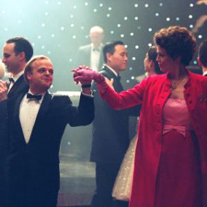 Still of Sigourney Weaver and Toby Jones in Infamous (2006)