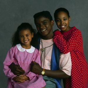 Still of Valerie Jones Darius McCrary and Kellie Shanygne Williams in Family Matters 1989