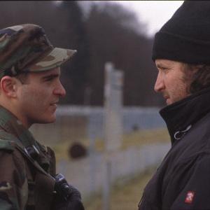 Joaquin Phoenix and Gregor Jordan in Buffalo Soldiers 2001