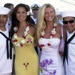 Brande Roderick and Stacy Kamano at event of Perl Harboras 2001