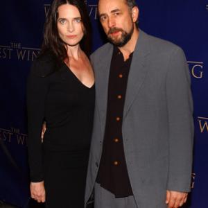 Sheila Kelley and Richard Schiff at event of The West Wing (1999)