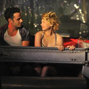 Still of Luke Kirby and Michelle Williams in Take This Waltz 2011