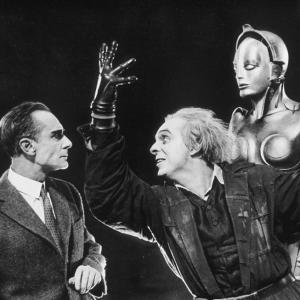 Still of Alfred Abel and Rudolf KleinRogge in Metropolis 1927