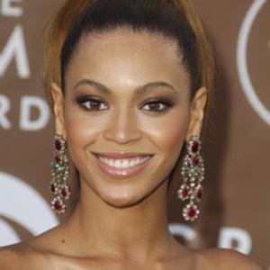 Beyoncé Knowles at event of The 48th Annual Grammy Awards (2006)