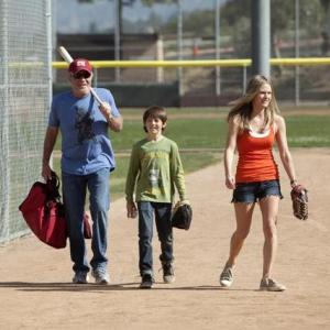 Still of Benjamin Koldyke, Maggie Lawson and Griffin Gluck in Back in the Game (2013)