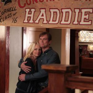 Still of Monica Potter and Peter Krause in Parenthood 2010