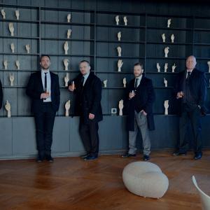 Still of Peter Andersson, Anders Baasmo Christiansen, Hans Petter Moland and Sergej Trifunovic in Kraftidioten (2014)
