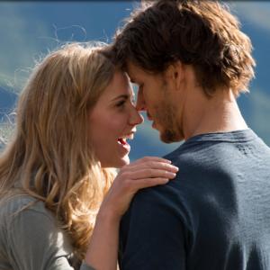 Still of Ryan Kwanten and Sara Canning in The Right Kind of Wrong 2013