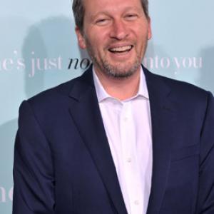 Ken Kwapis at event of He's Just Not That Into You (2009)