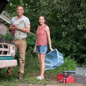Still of Kevin Costner and Diane Lane in Zmogus is plieno 2013