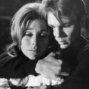 Still of Michele Carey and Kent Lane in Changes (1969)