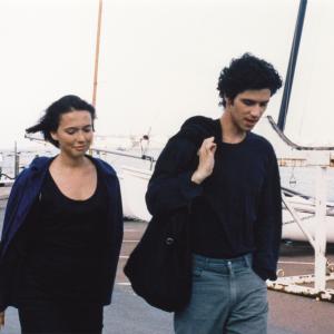 Still of Amanda Langlet and Melvil Poupaud in Conte deacuteteacute 1996