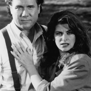 Still of Kirstie Alley and John Larroquette in Madhouse 1990