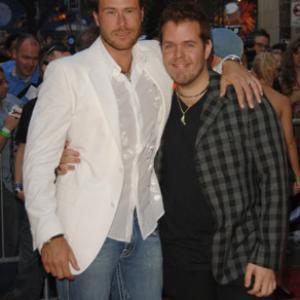 Perez Hilton and Dean McDermott at event of 2006 MuchMusic Video Awards 2006