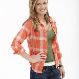 Still of Maggie Lawson in Back in the Game 2013