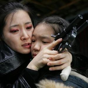 Yeong-ae Lee and Yea-young Kwon in Chinjeolhan geumjassi (2005)