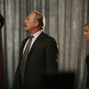 Still of Traylor Howard and Ted Levine in Monk (2002)