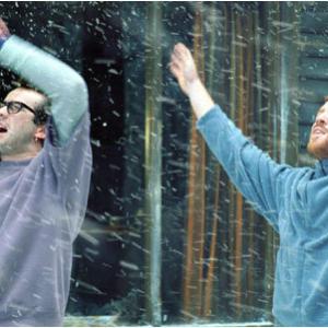 Still of Jason Lee and Damian Lewis in Dreamcatcher (2003)