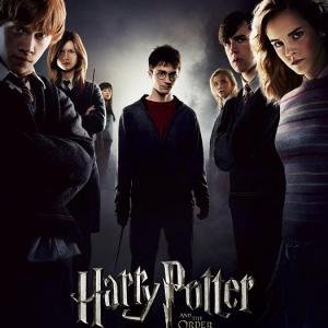 Rupert Grint Matthew Lewis Daniel Radcliffe Emma Watson Bonnie Wright Katie Leung and Evanna Lynch in Haris Poteris ir Fenikso brolija 2007
