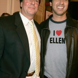 Ray Romano and Richard Barton Lewis at event of Eulogy (2004)