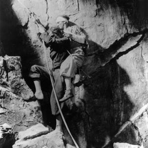 Still of Alois Johannes Lippl in Im Schatten des Berges (1940)