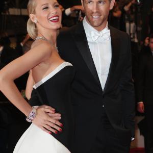 Ryan Reynolds and Blake Lively at event of The Captive (2014)