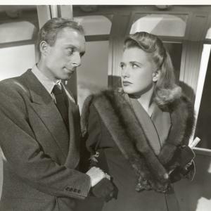 Still of Priscilla Lane and Norman Lloyd in Saboteur (1942)