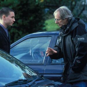 Ken Loach and Martin Compston in Sweet Sixteen 2002