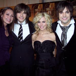 With The Band Perry on the CMA Black Carpet