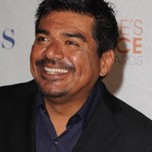 George Lopez at event of The 36th Annual Peoples Choice Awards 2010