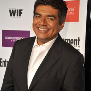 George Lopez at event of The 61st Primetime Emmy Awards (2009)
