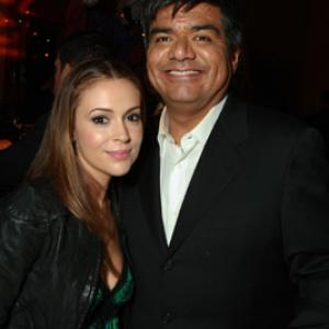 Alyssa Milano and George Lopez at event of Cihuahua is Beverli Hilso (2008)