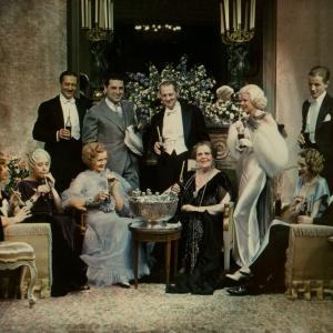 Still of John Barrymore Lionel Barrymore Wallace Beery Billie Burke Jean Harlow Marie Dressler Madge Evans Edmund Lowe and Lee Tracy in Dinner at Eight 1933
