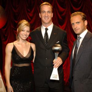 Jessica Biel, Josh Lucas and Peyton Manning at event of ESPY Awards (2005)