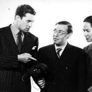 Still of Peter Lorre, Dick Baldwin and Keye Luke in Mr. Moto's Gamble (1938)