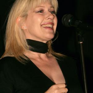 Lian Lunson at event of Leonard Cohen Im Your Man 2005