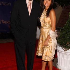 Dul Hill and Nicole Lyn at event of The West Wing 1999