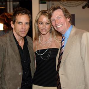 Ben Stiller, Nigel Lythgoe and Christine Taylor at event of American Idol: The Search for a Superstar (2002)