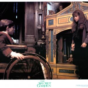 Still of Kate Maberly and Heydon Prowse in The Secret Garden (1993)