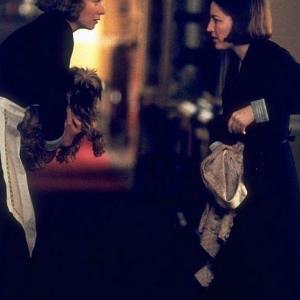 Still of Emily Watson and Kelly Macdonald in Gosford Park (2001)