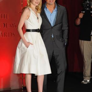 Seth MacFarlane and Emma Stone at event of The Oscars 2013